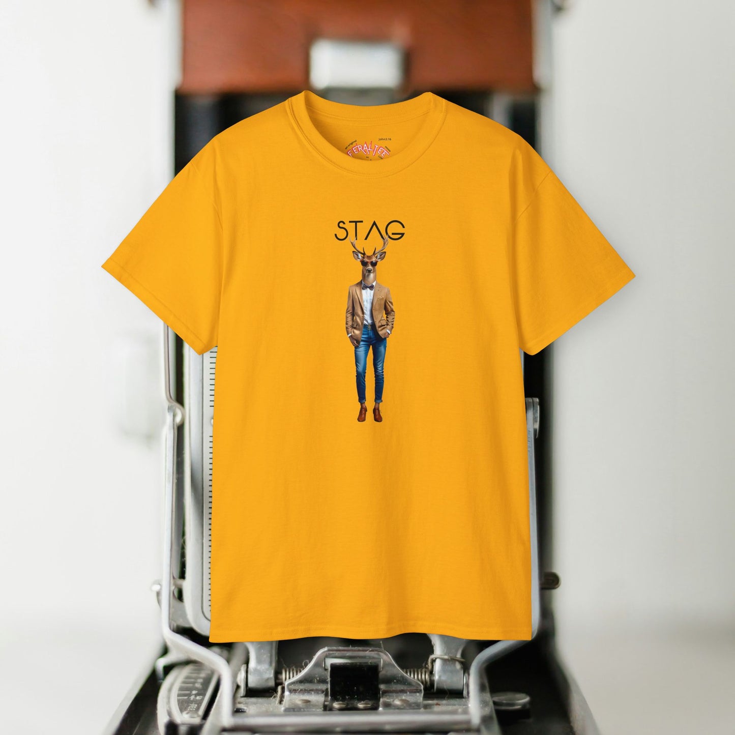 STAGGERED- Camiseta Unisex de Algodón Ultra Fino